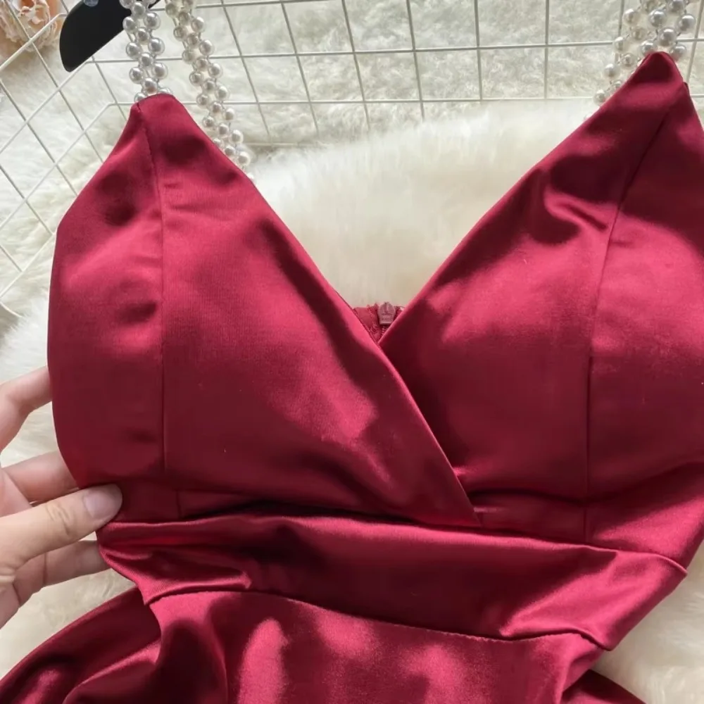 サテンの空中ブランコドレス,ハイウエスト,エレガント,Vネック,真珠のストラップ,裸の背中,スリム,パーティー,休暇,ビーズ,夏服