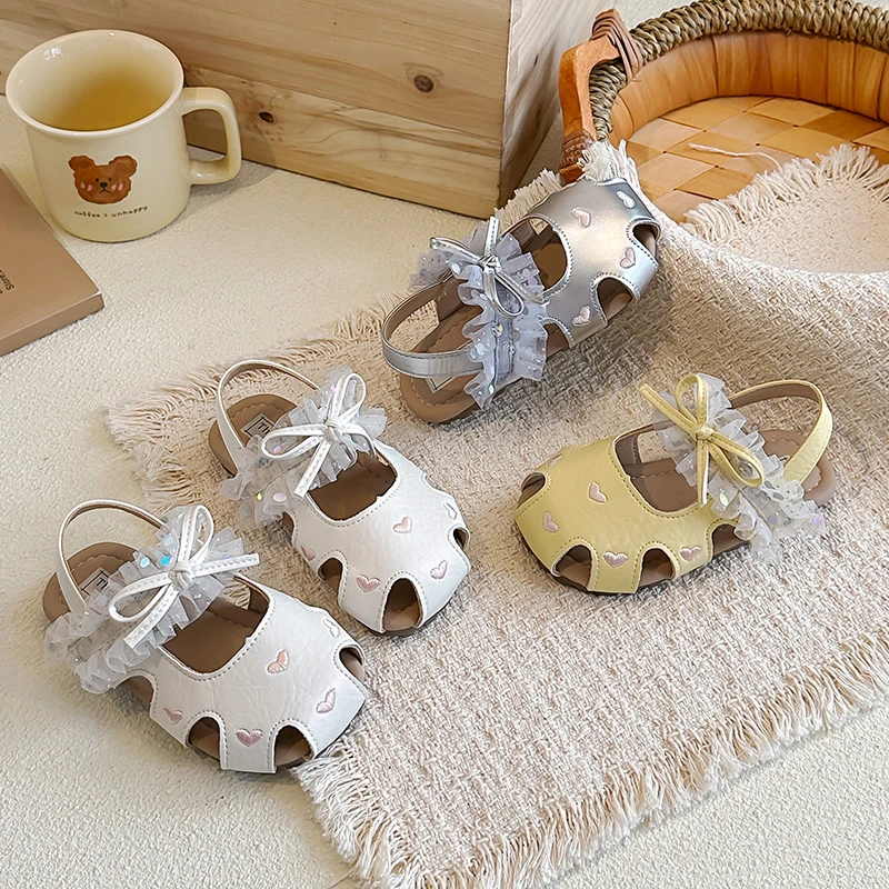 Girls Princess Sandals Hollowed-out Soft Sole Kids Beach Shoes Sweet Lace Simple Bows 2026 Summer New Children Casual Sandals