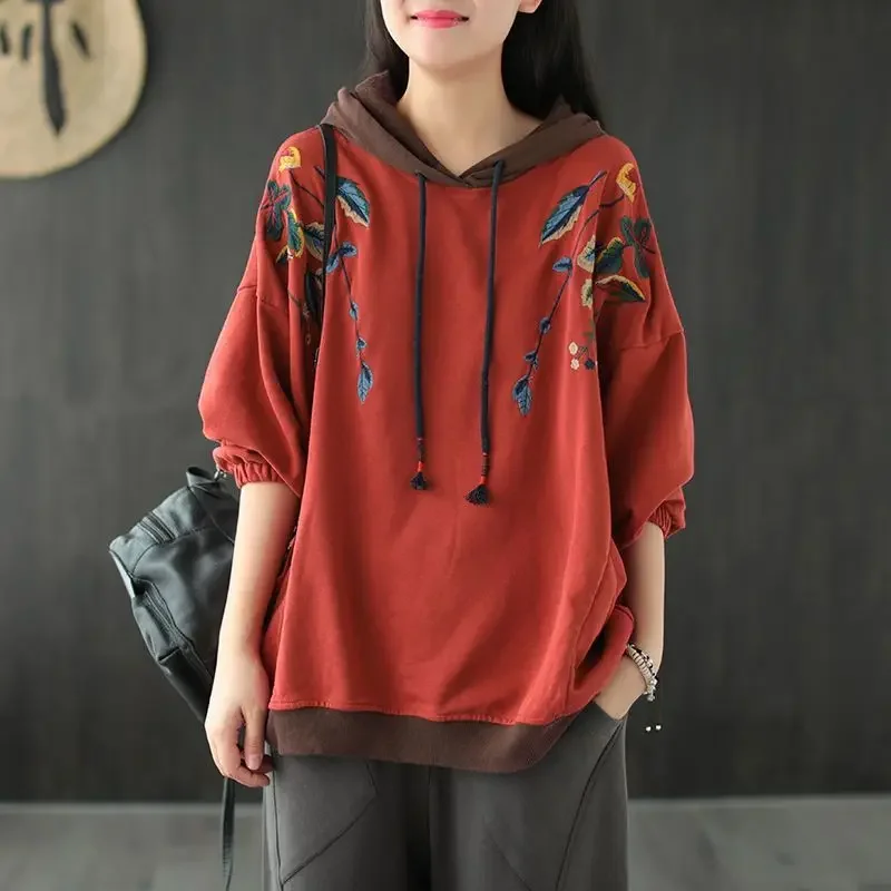 Spring and Autumn Fashion Retro Art Embroidery Ethnic Style Hooded Loose Relaxed Oversize Pullover Contrast Women's Sweater A250