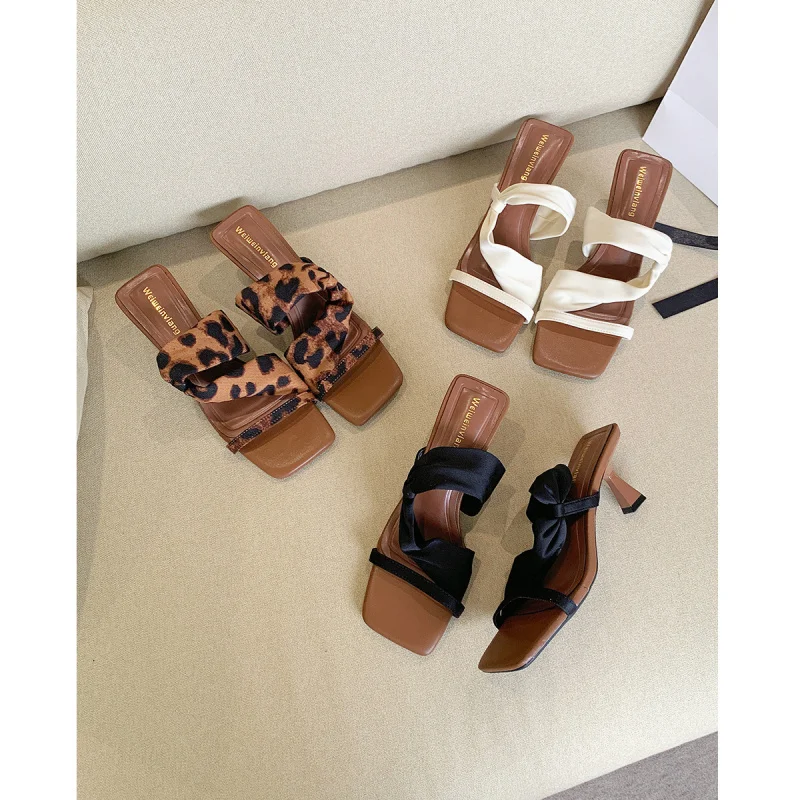 

Women's summer high-heeled sandals with leopard print, perfect for pairing with skirts, with thin heels and square toe