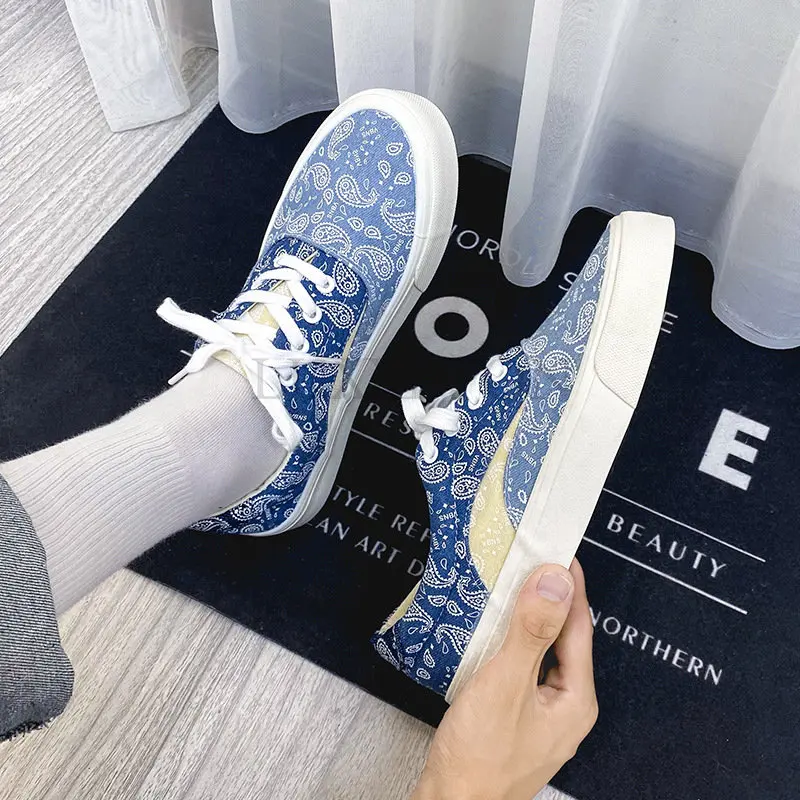 Men Designer Shoes Casual Vulcanized Sneakers Boys Flat Comfortable Shoes Mens Canvas Shoes Lovers Skateboard Sneakers