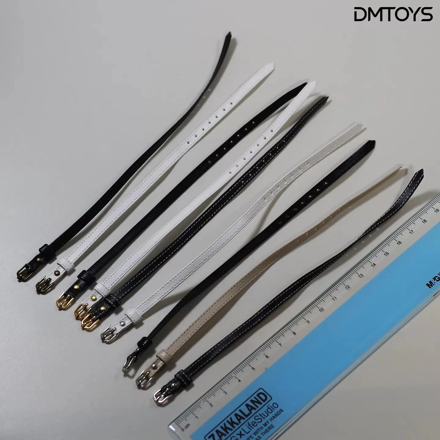 

DMTOYS DP007 1/6 Scale Soldier Universal Belt Model Toy Accessories Fit 12" Action Figure In Stock