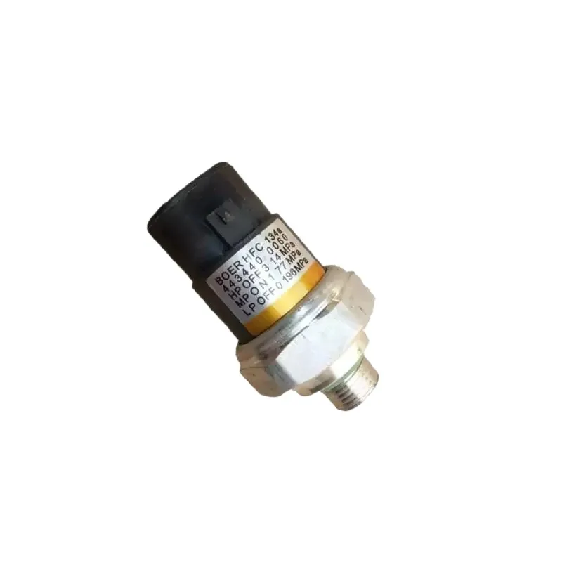 

original 1PC Air conditioning pressure switch for Chinese Brilliance BS4 M2 Auto car motor parts high quality 810000930