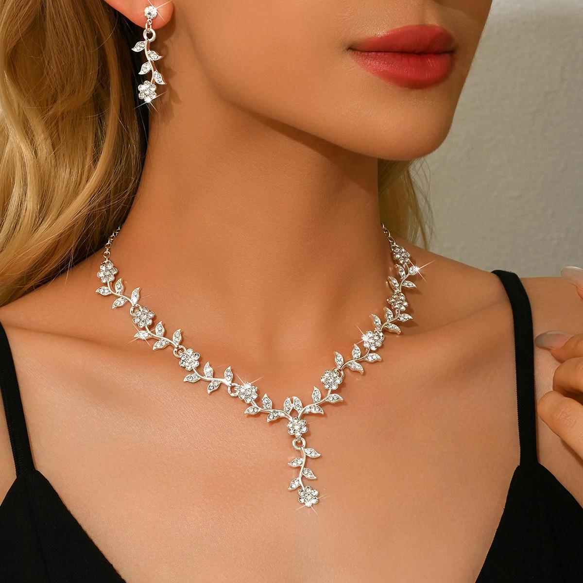 Crystal Vine Necklace & Earring Set for Women – V-Neck Leaf Pendant Jewelry for Party Evening Statement