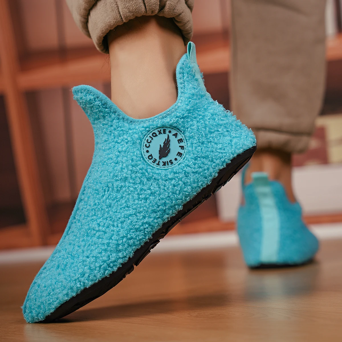 Herren-Hausschuhe für faule Leute, geeignet für den Innenbereich. Winter-Freizeitschuhe, Winter-Baumwollschuhe – Detail 3