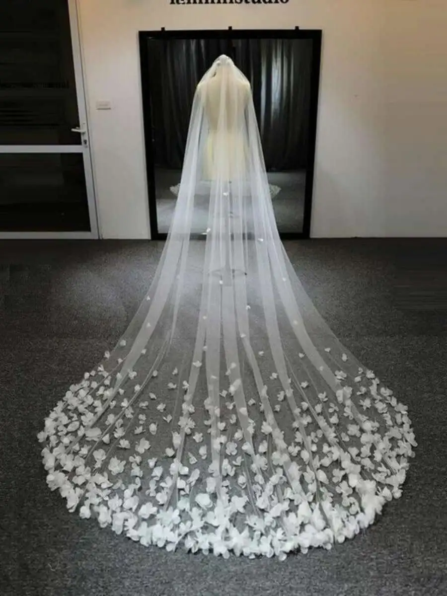 long-wedding-dress-headpiece-fairy-tale-church-bridal-gown-accessory-outdoor-travel-photography-costume-large-cathedral