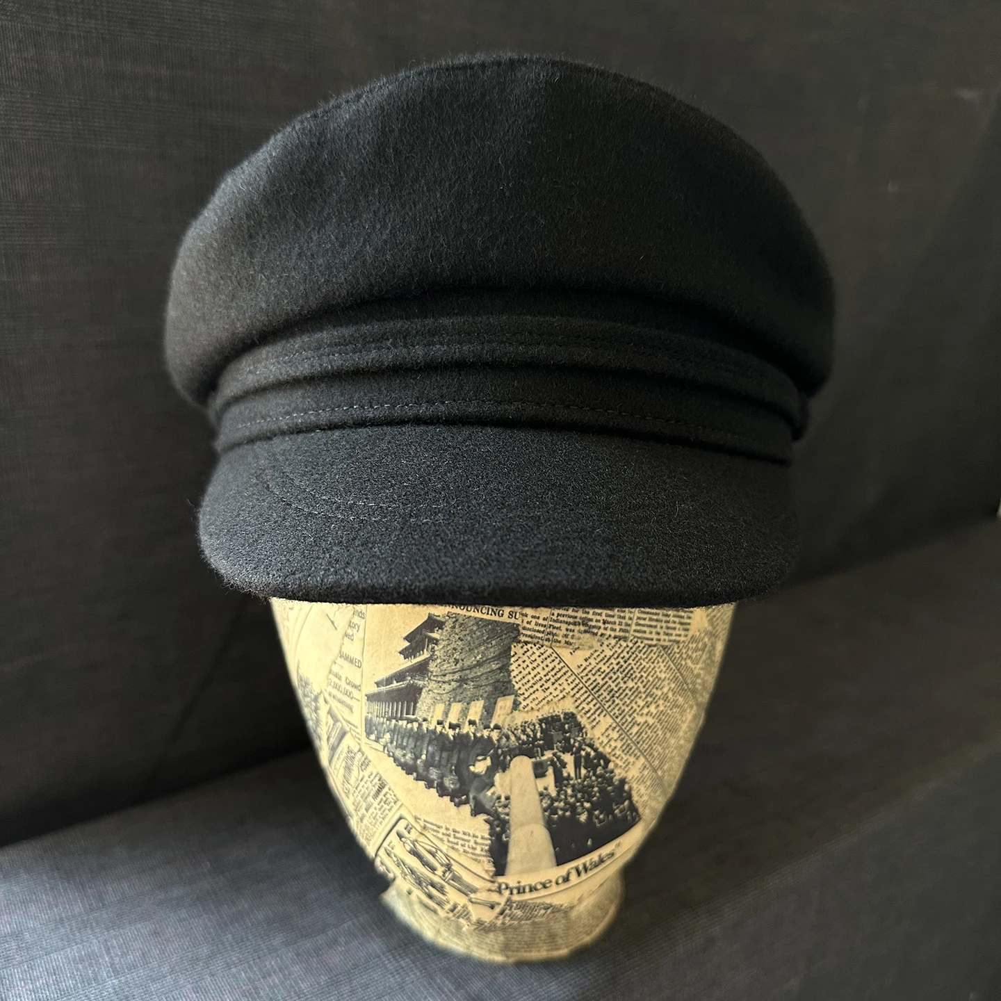 Autumn Winter Woolen British Style Captain Hat Men's Stylish Warm Retro Painter Hat Women's Duckbill Cap Versatile for Shopping