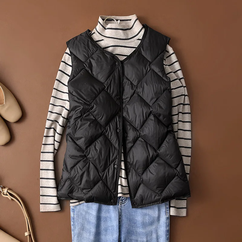 NewBang 울트라 라이트 다운 베스트 여성용 휴대용 싱글 브레스티드 경량 무소매 겨울용 따뜻한 칼라 없는 조끼