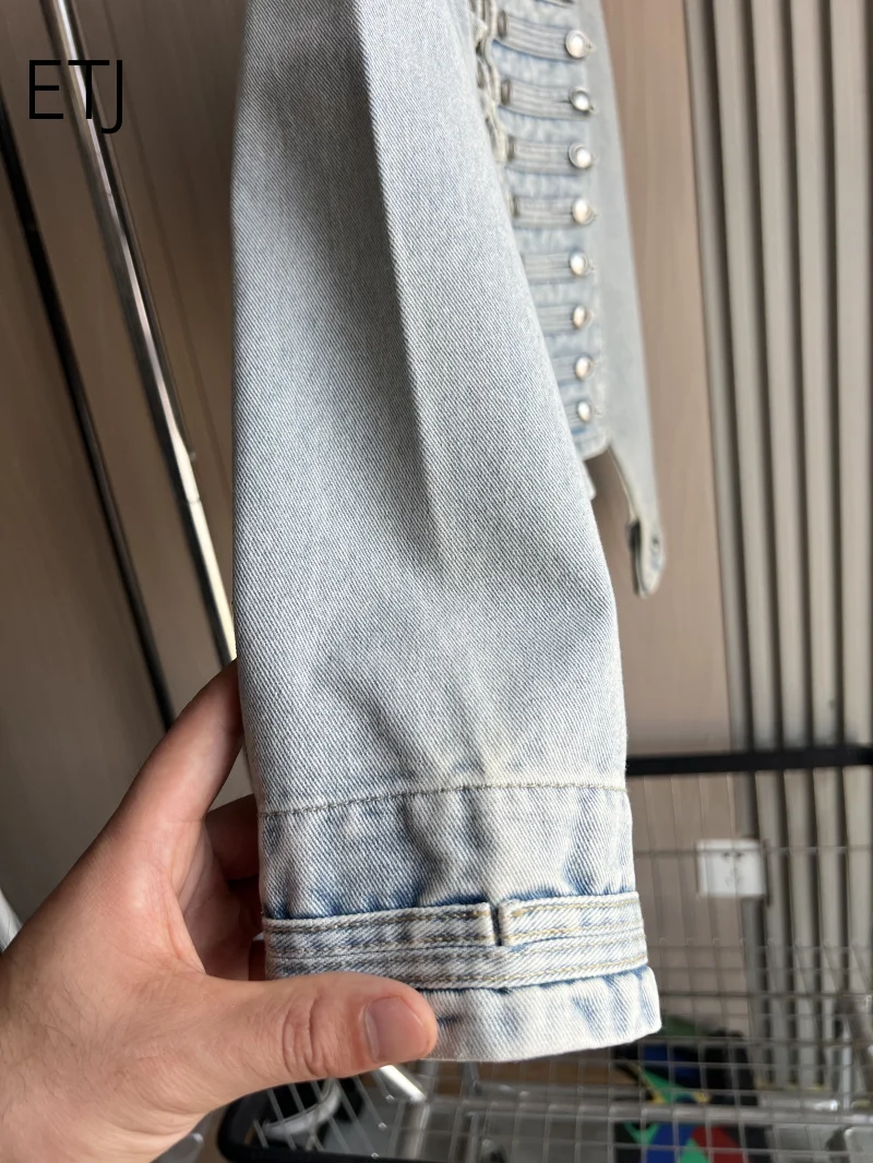 ETJ 2026 Damen Napoleon-Stil Jeansjacke Vintage Militär Doppelreihiger Mantel Silberne Knöpfe Slim Fit Herbst Oberbekleidung – Detail 26