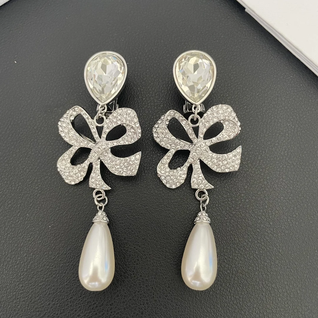 Bow Crystal Pearl Pendant Earclip