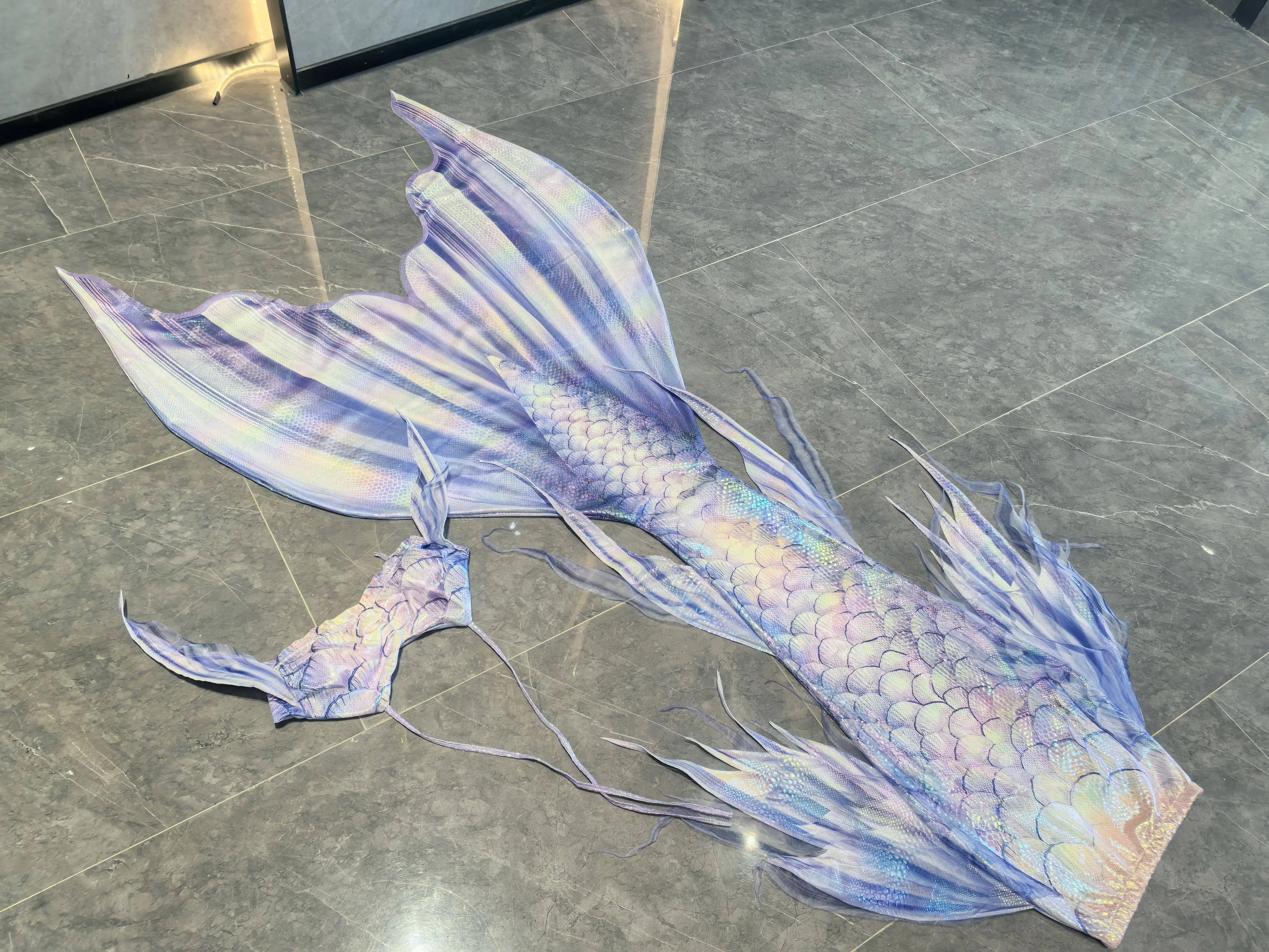 シミュレーション風の美人魚テール水着、水槽パフォーマンス用ス - Aquarium & Marine Museum のレビューと価格