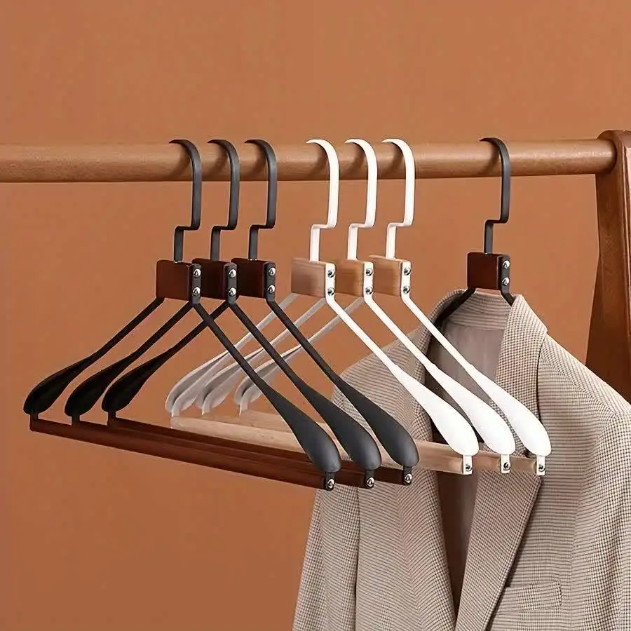 Colgador de traje de hierro de haya grueso de hombro ancho, percha de metal de pintura antideslizante sin costuras, hogar, hotel, seco y húmedo, doble uso
