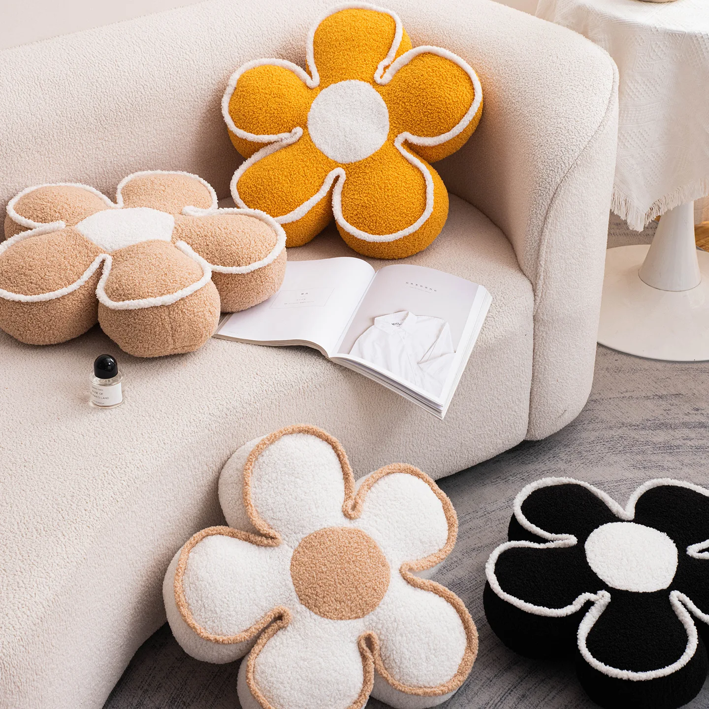 Creamy Style Sunflower Pet Pillow for Dogs Cats Sofa Living Room Seat Cushion Tatami Bay Window Flower Pet Bed
