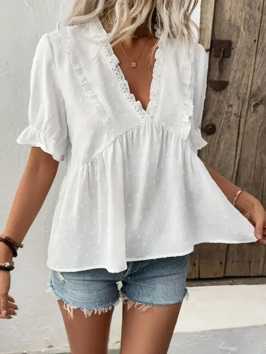 

French Blouse Woman Sexy Women's 2025 Summer Resort Style Cut Flower Fluff Ball Shirt Short Sleeve Lace T-Shirts Pullover Tops