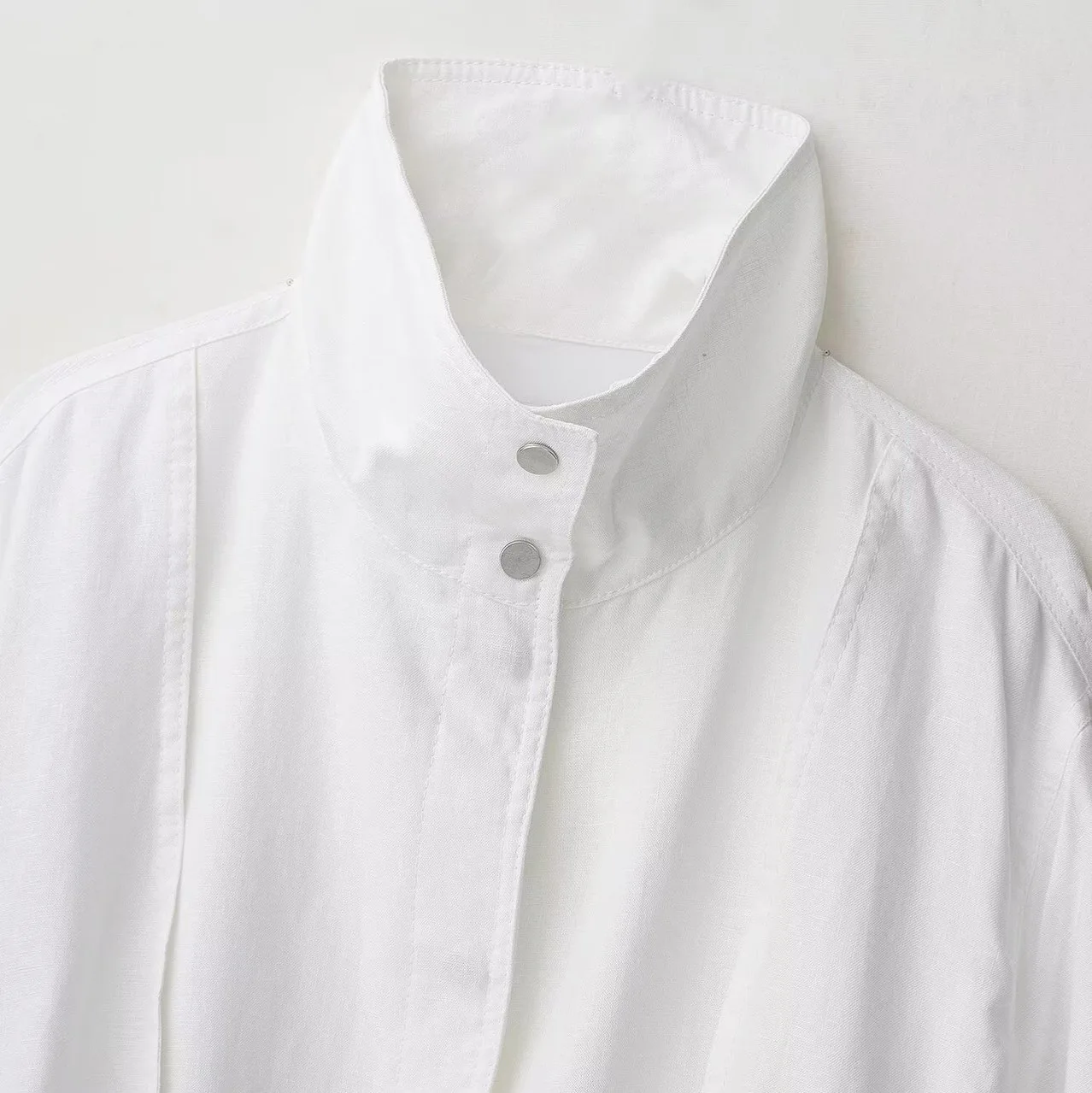 

White Linen Women's Autumn Jacket Stand Collar Patchwork Pockets Elastic Hem Coat For Lady Commuting Versatile Jacket For Female