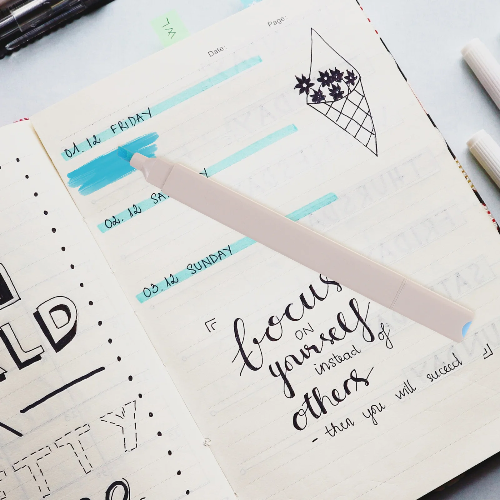 

12Pcs Marking Pen Compact Book Marker Daily Supplies Smooth Comfortable to Use Marking Pen Compact Book Marker