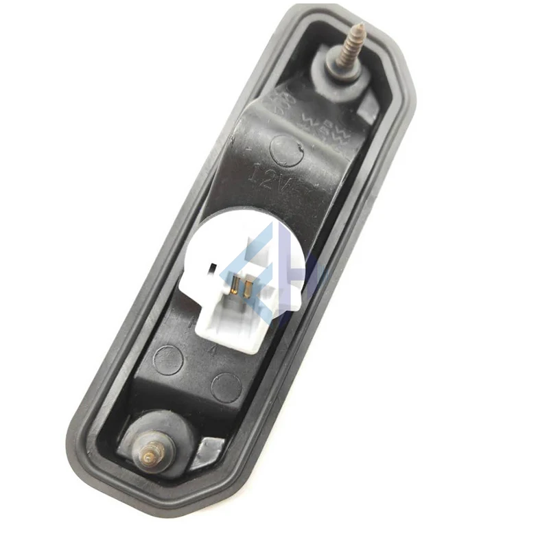 

original For Sonata EF Rear tailgate rear license plate light assembly Lampshade 925013D000 92501-3D000 high quality