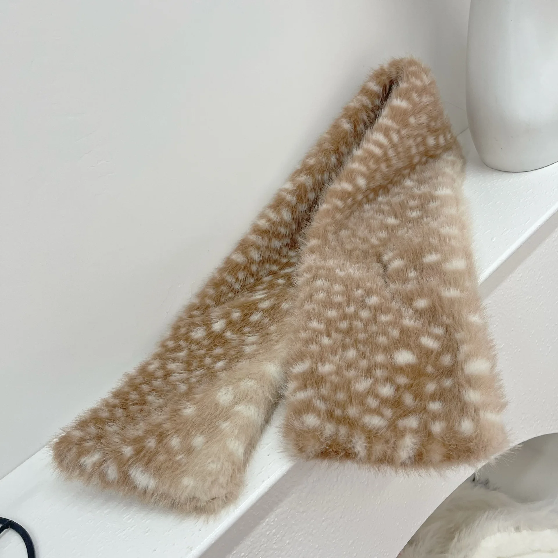 New Women Cute Reindeer Shawl Lolita Plush Warm Scarf Kawaii Girl Cross Fur Fluffy Collar Scarf Christmas Gift