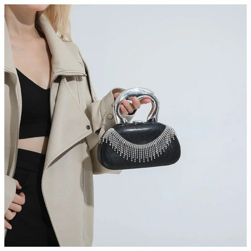 

Ladies Crossbody-Bag Made Of Sheepskin Leather Featuring Casual Bratislava High-End Lightweight Soft Daily Look​