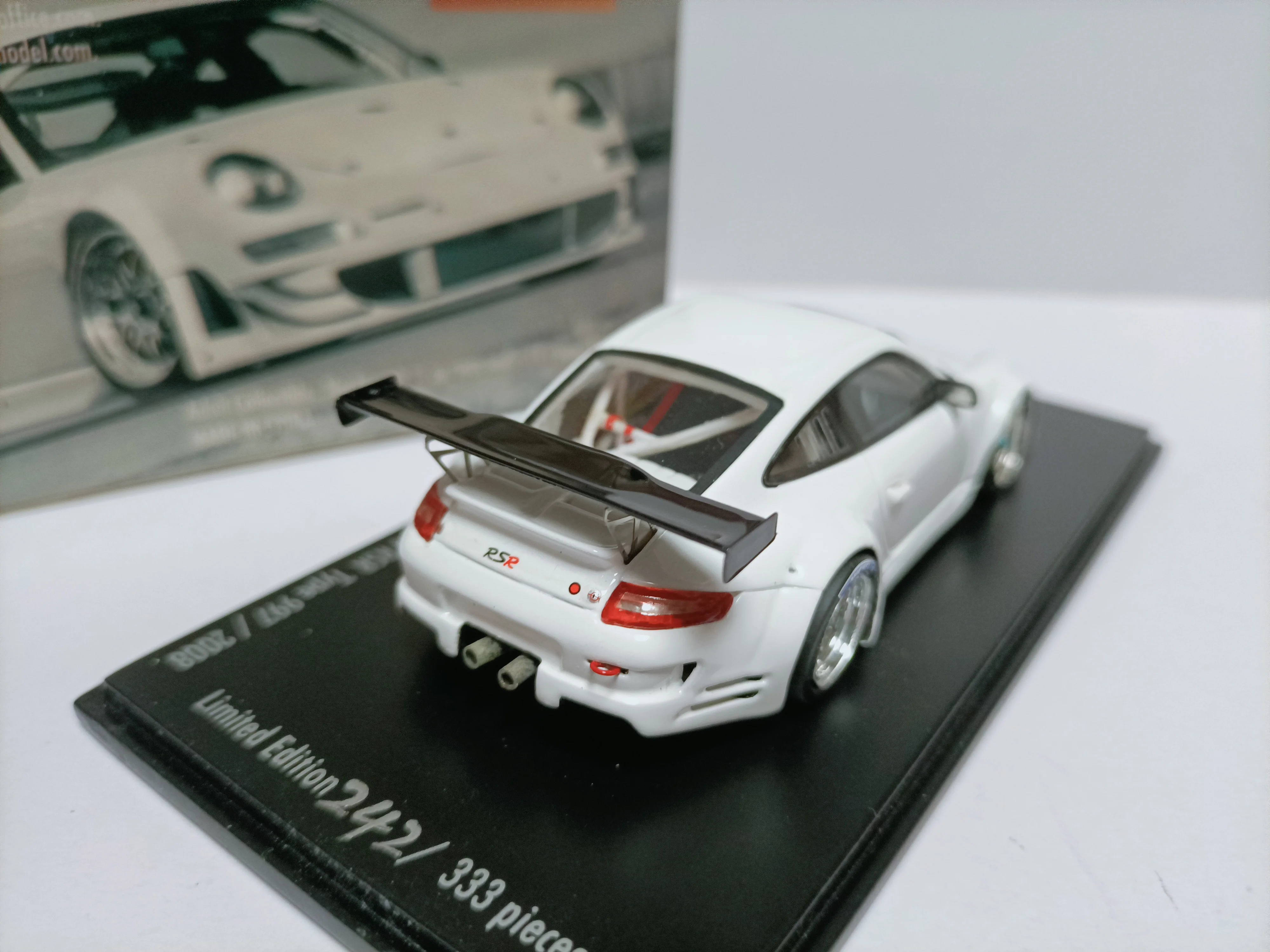 سبارك 1 43 بورش سيارة رياضية معدلة موديل 911 997 GT3 RS Endurance-info #4