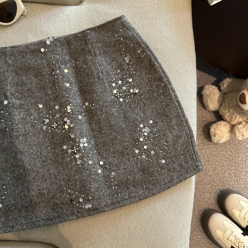Women's Grey Mini Skirt Vintage Y2k Gyaru A-line Wrap Skirt Harajuku Korean Style Low Waist Sequins Woolen Skirts 2000s Clothes