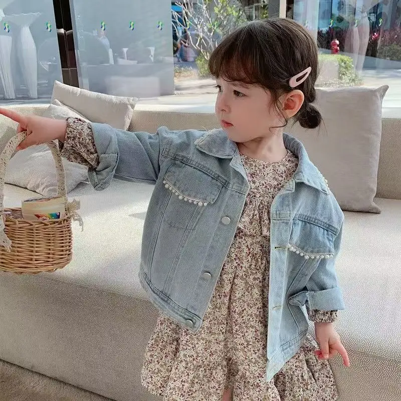 

Girls Spring and Autumn New Denim Jacket Korean Loose Fashion Baby Jacket 3-8Y Children Pearl Cool All-match Coat
