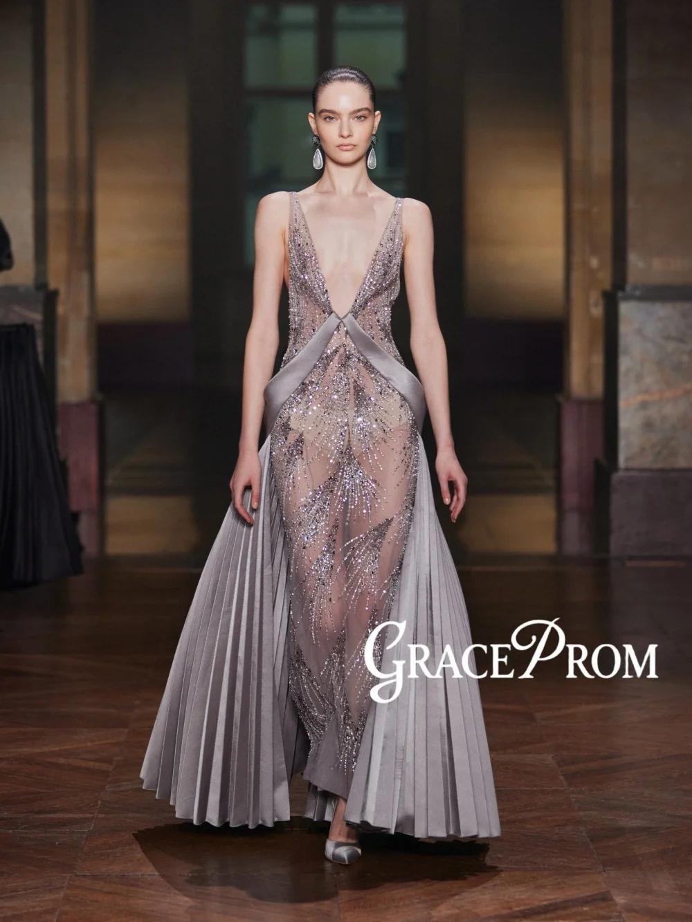 

Fashion Shimmering Beaded Evening Dress Sexy Illusion Deep Vneck Wedding Party Gowns Customized Luxurious Straight Banquet Gowns
