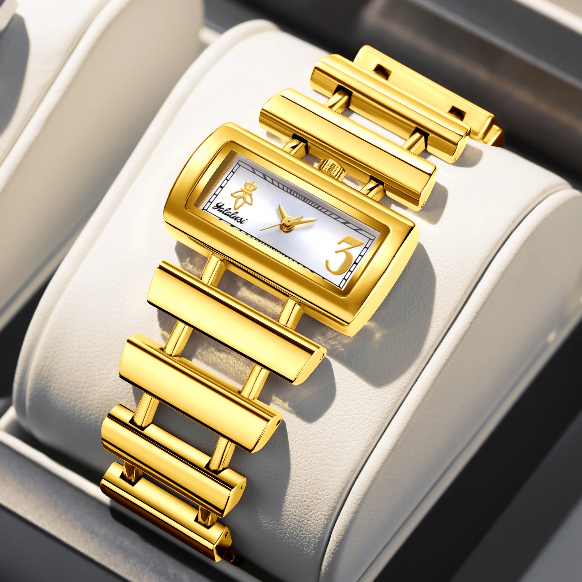 

YaLaLuSi Brand Hot New Women's Watch Trapezoidal Golden Case Silver Dial Simple Business Ion Plating Gift Box Regulator