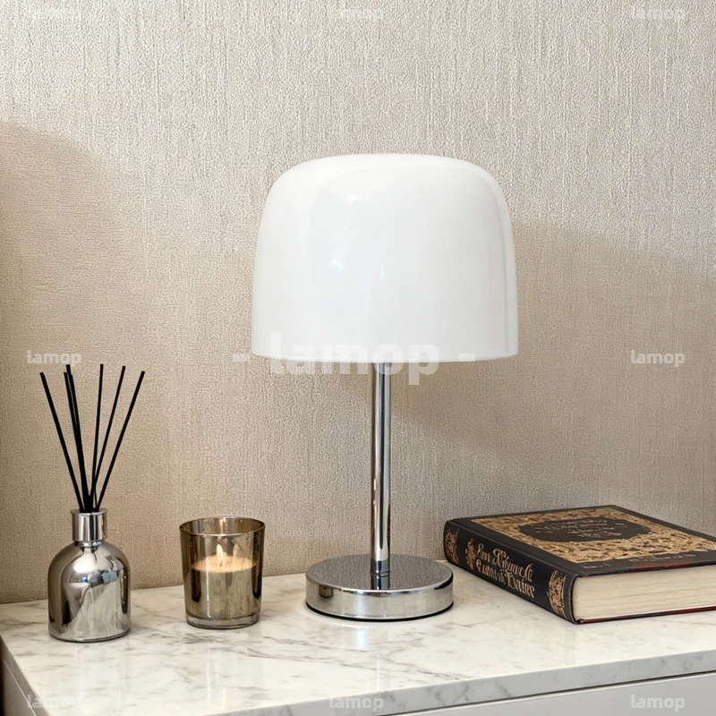 lampe-de-table-a-tige-fine-chromee-style-bonbonniere-blanc-laiteux-avec-abat-jour-en-tissu-creme-lumiere-douce-a-3-tons-pour-canape-et-table-basse-lampe-decorative-ronde