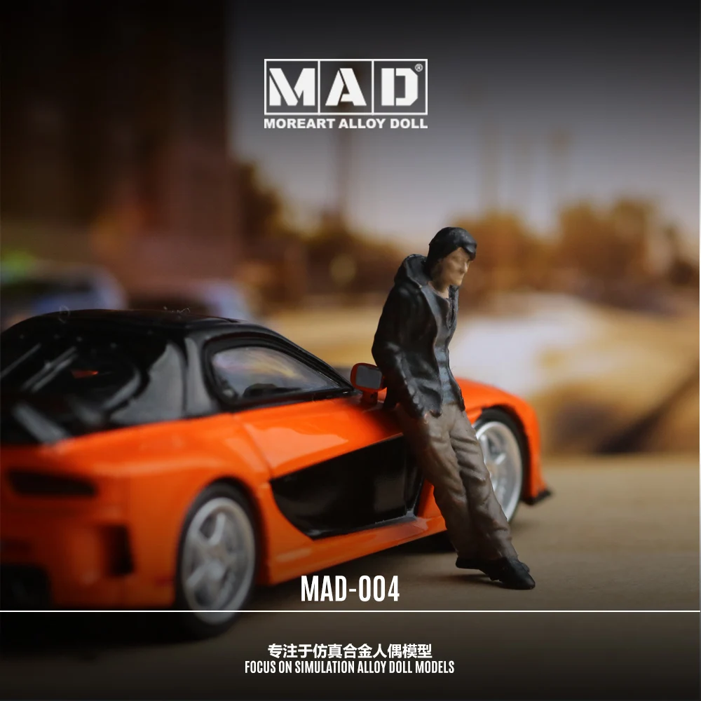 

More Art&MAD 1:64 Скорость и страсть, модель фигурки из сплава, декоративная фигурка, модель для подарка, дисплея и коллекции