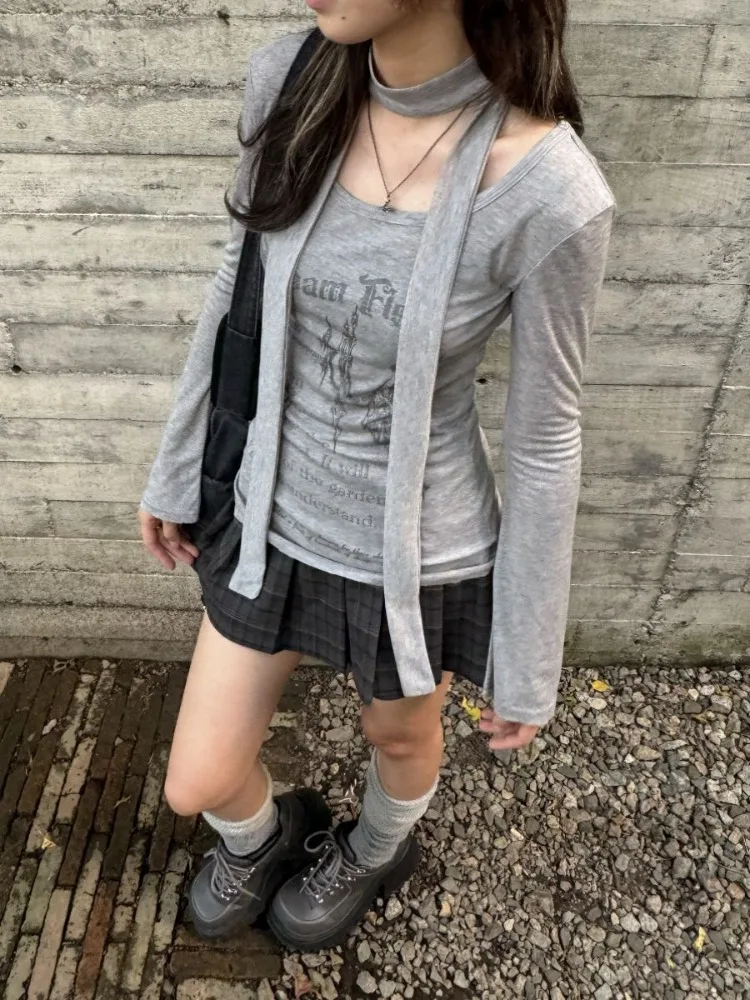 

Ezgaga Women T Shirts Autumn Winter Letter Printing Flare Long Sleeve Vintage Grunge Tee Shirt Female Y2k Harajuku Tshirt Casual