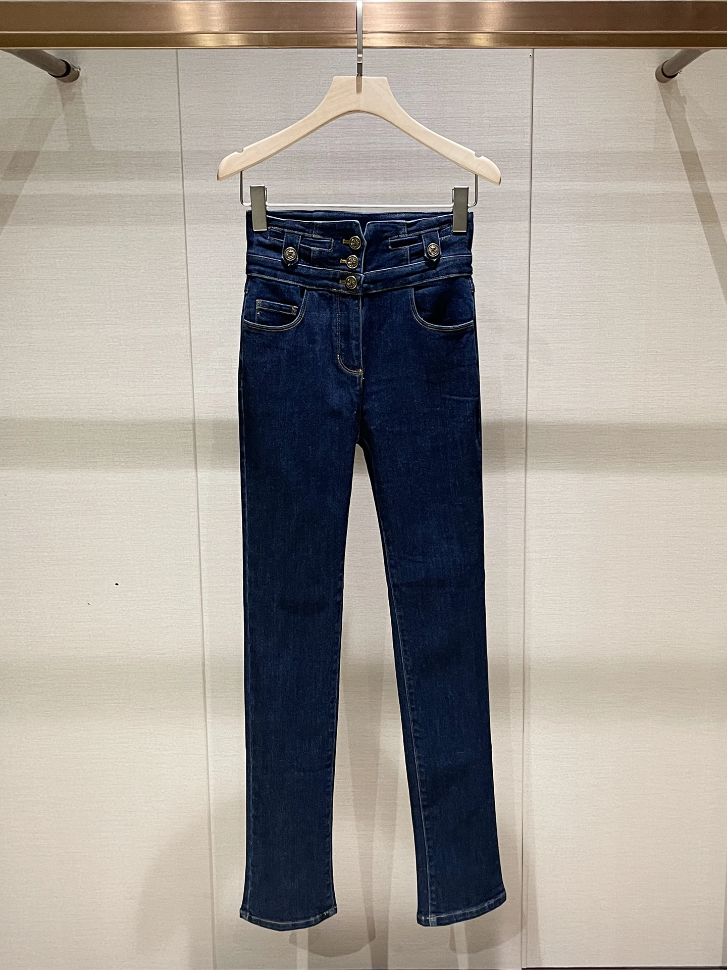 

Дизайнерские женские джинсы с высокой талией, облегающие, синие, повседневные, однотонные, зимние, новинка, с пуговицами, удобные, дышащие