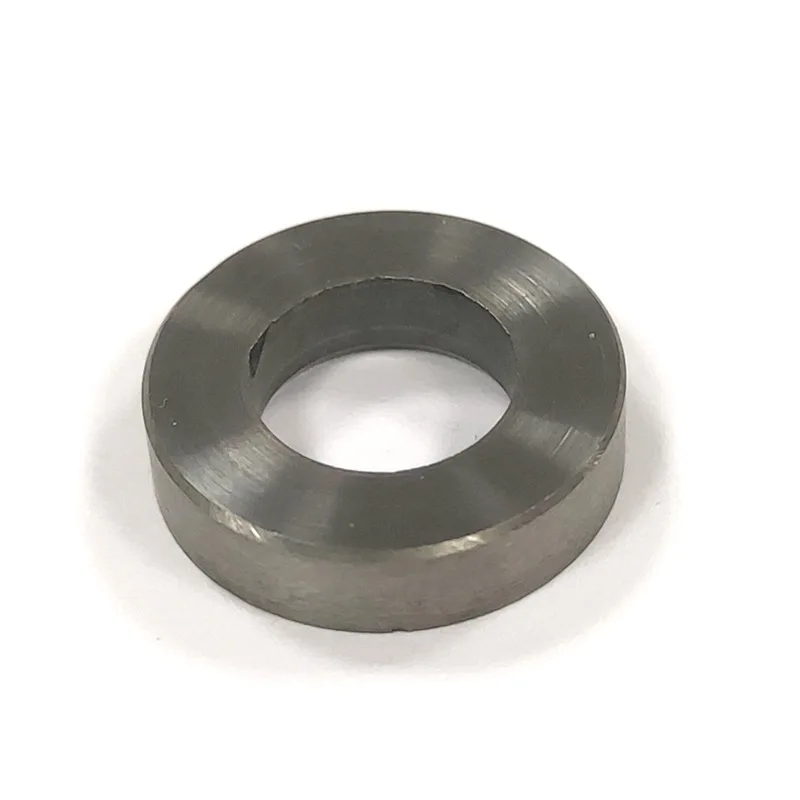 Airless sprayer liquid outlet valve seat 940 950 960 970 Outlet valve seat 0555668