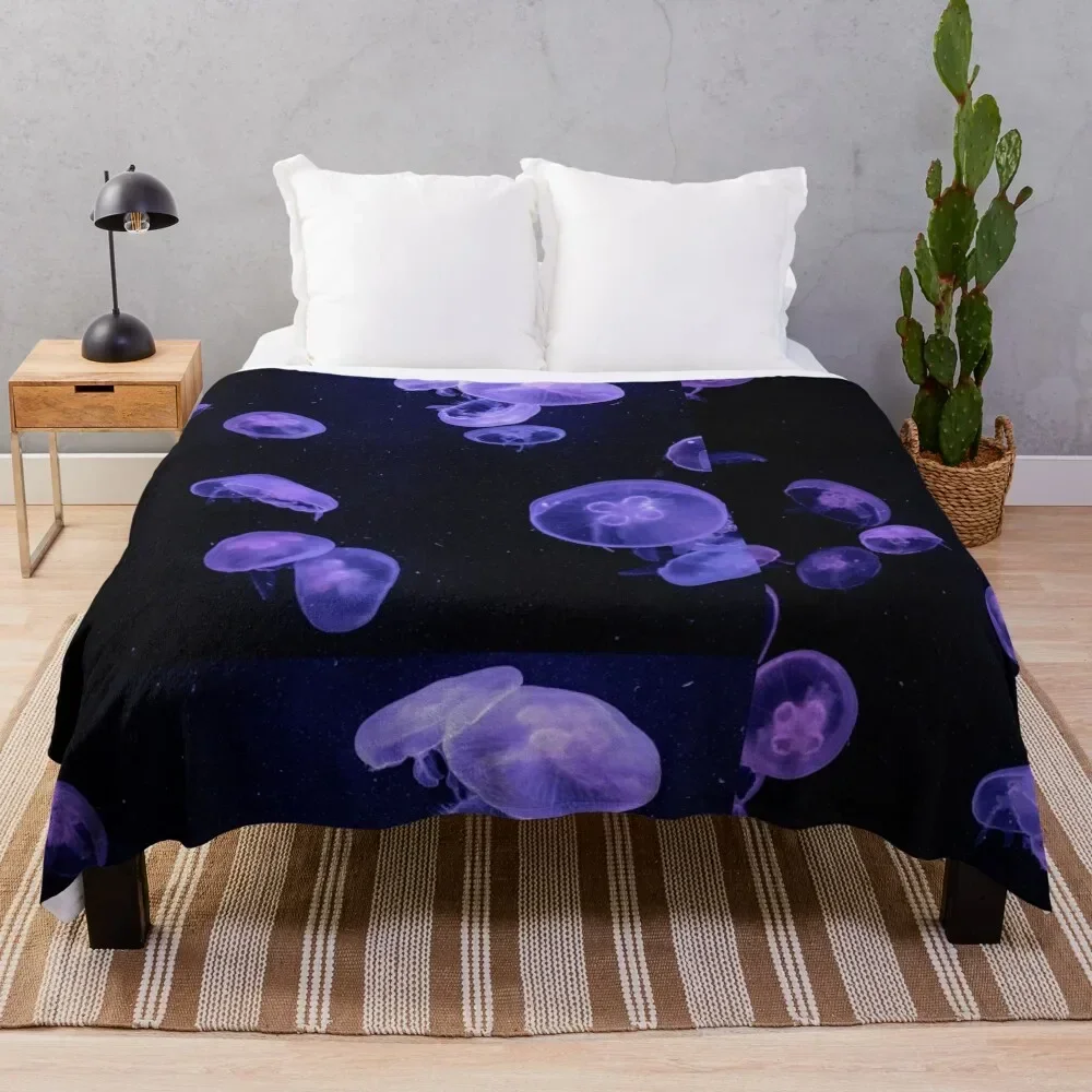 Jelly fish delight Throw Blanket Flannels Vintage Flannel Fabric Tourist Blankets