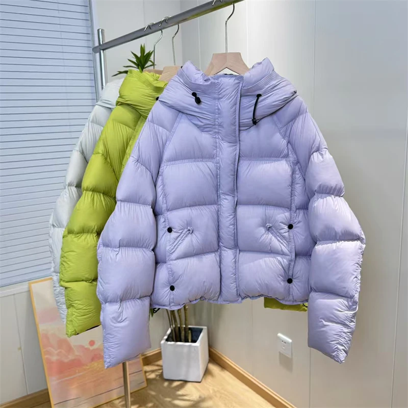 2025 شتاء جديد المرأة سميكة الدافئة الأبيض بطة أسفل مقنعين سترة Y2K جودة عالية موضة نفخة قصيرة سترة منفوخة