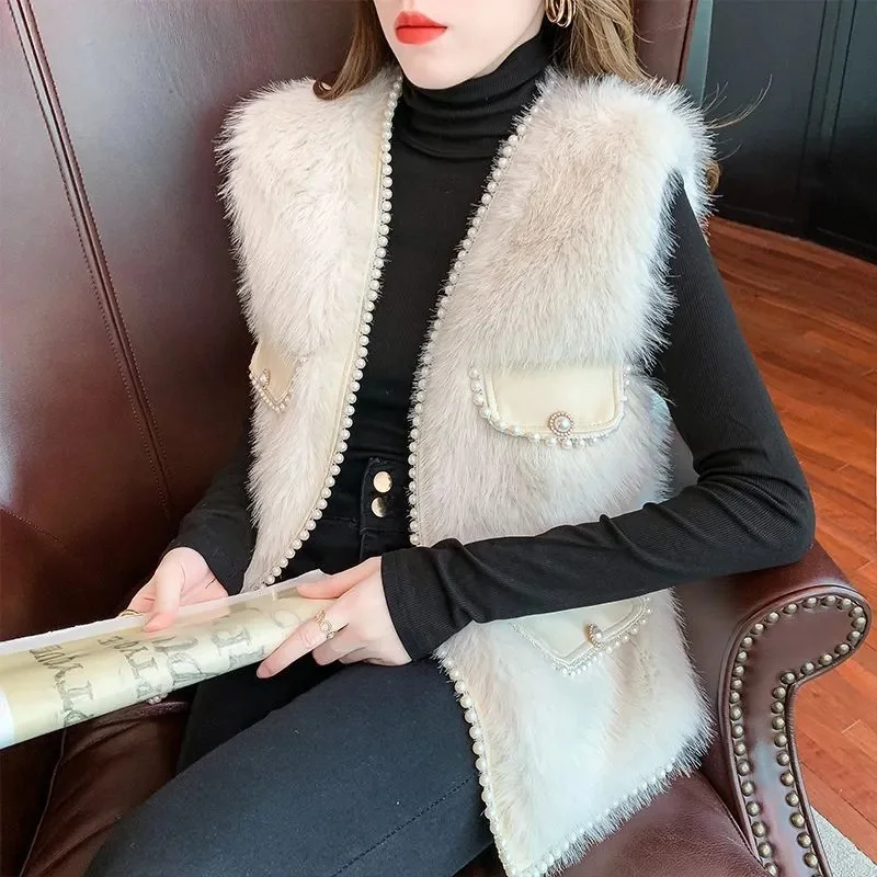 Vest Women 203 Autumn/Winter New Fox Hair Nail Beads Loose Fur Jacket Quilted Fragrant Plush Vest Coat Female Fur Coat Beading