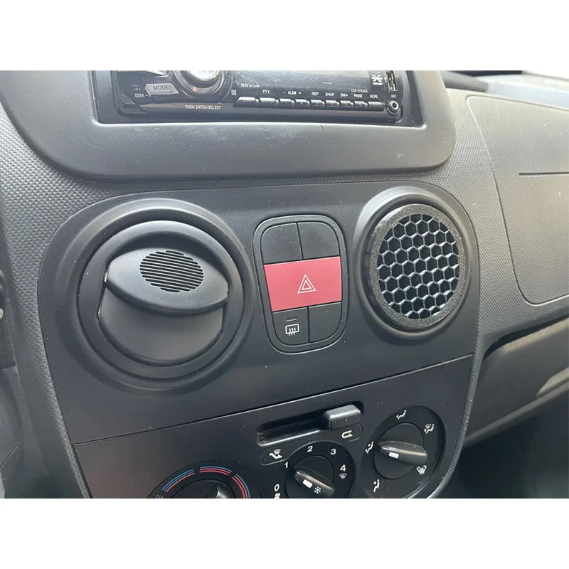 1PC Car Ventilation Grille Suitable For Fiat Fiorino Citroen Nemo Peugeot Bipper Useful Ventilation Grilles ReplacementAccessory