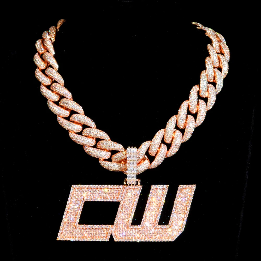 

Ожерелье с большой итальянской буквой по индивидуальному заказу, полное микро-асфальтированное кубическое циркониевое имя, кулон, роскошные ювелирные изделия в стиле хип-хоп, ювелирные изделия на заказ, мужской подарок