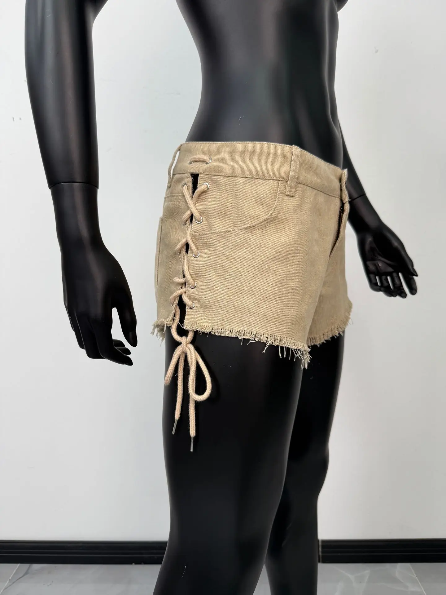 2026 New Summer Women's Lace-up Strap Denim Shorts Washed Beach Y2k Shorts
