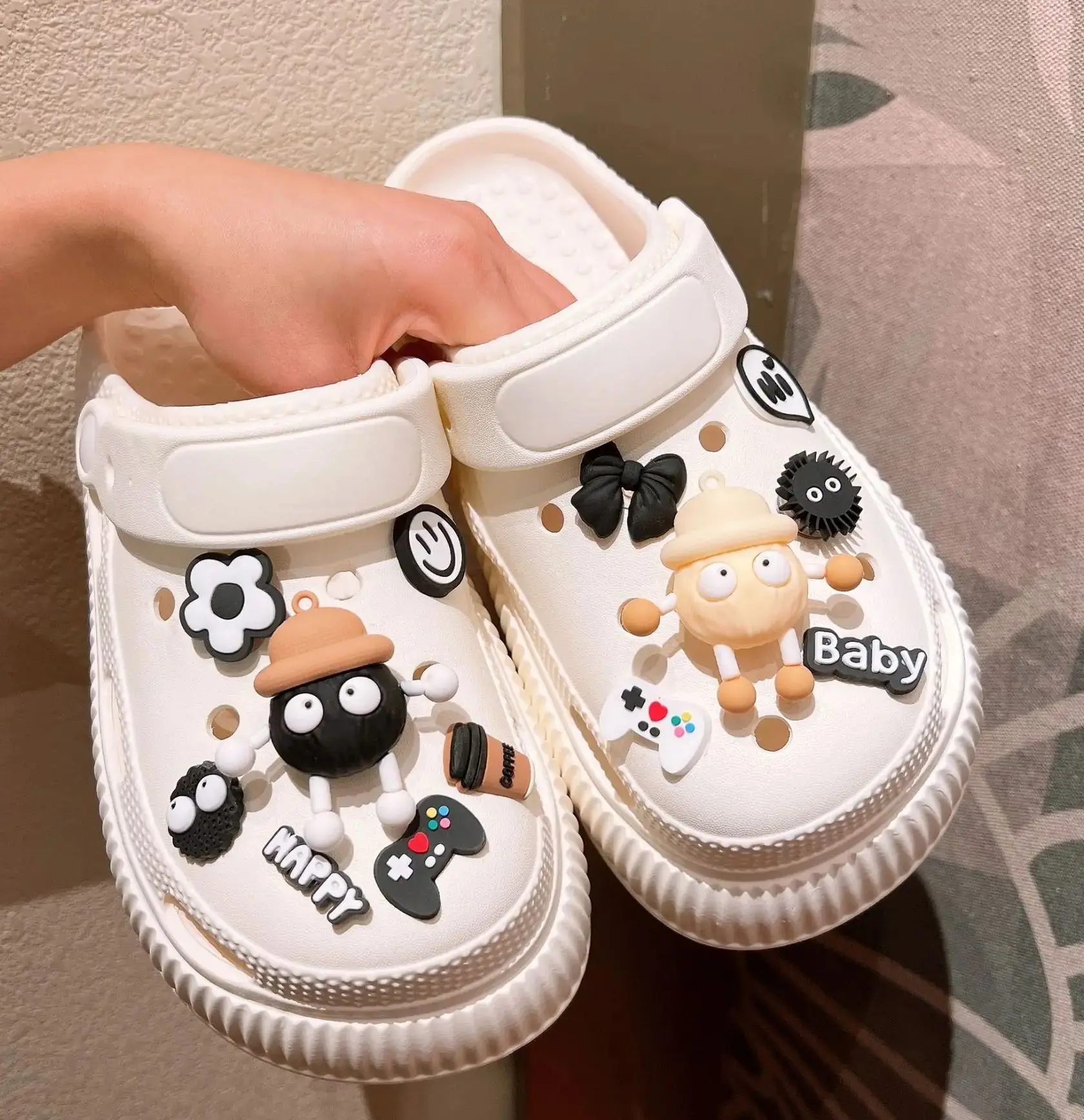 Cartoon Cute Serie Clogs DIY 3D stereo Shoe Flower Decorative Buckles Detachable Soft Rubber Shoe Charms Children gift