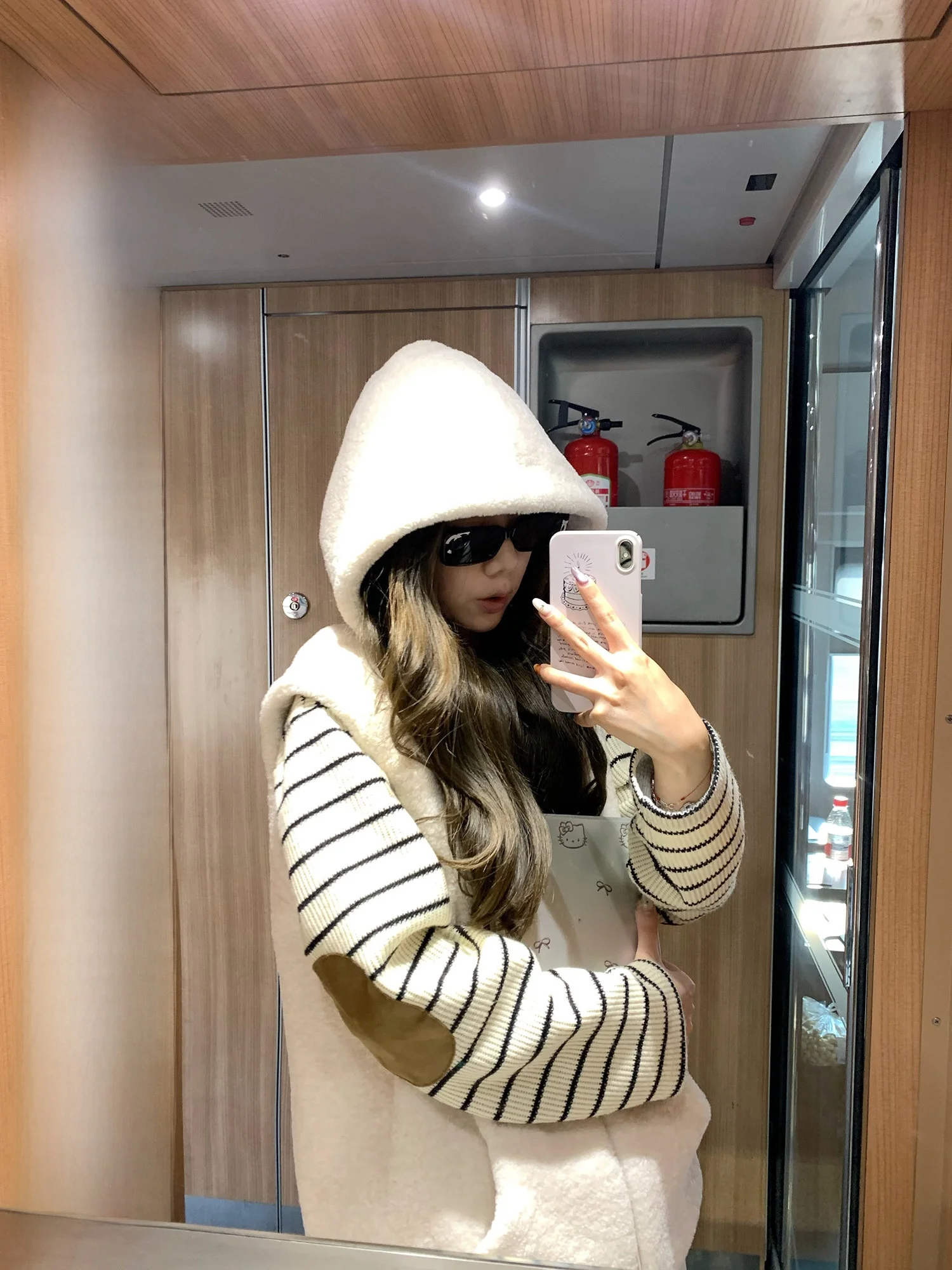 

Жилет-накидка Aeronline Thiened Milk Rice Cake, корейский стиль, повседневный, на пуговицах, верхняя одежда, полиэстер, свободный крой, для путешествий