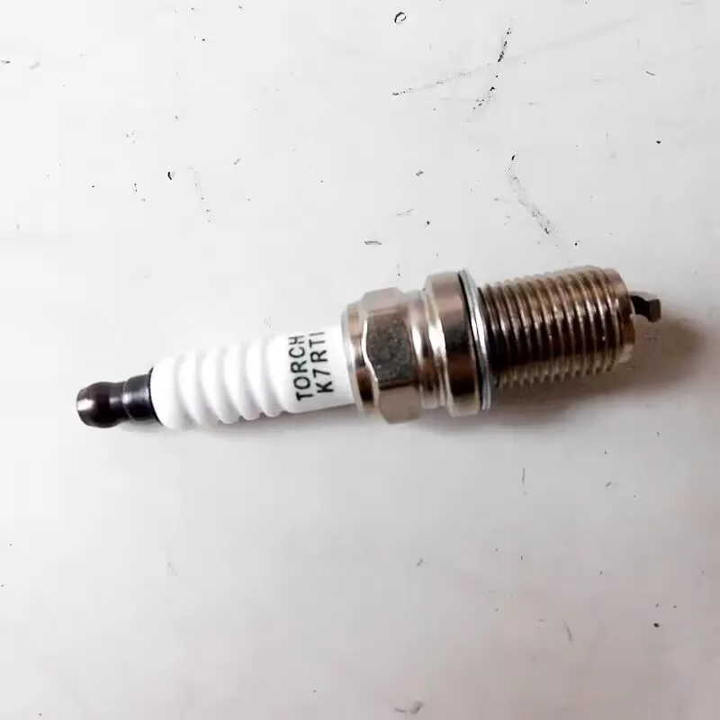 

4pcs/set Original Engine Spark Plug to BYD F3/F3R/G3/L3/G3R/F5 Suri 473QB-3707010