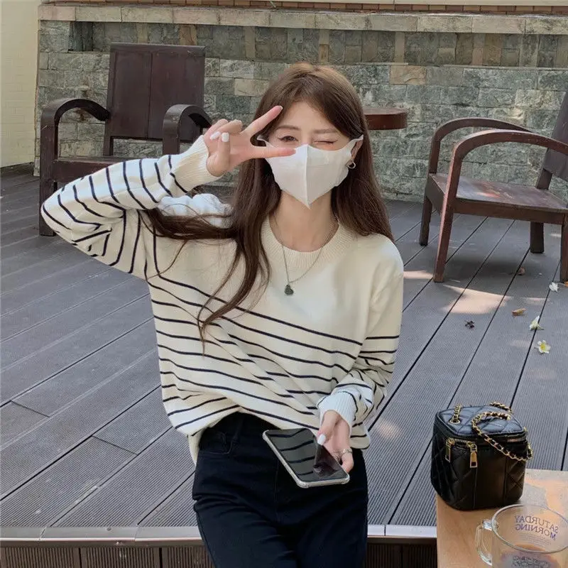 Fashion O-neck Striped Loose Sweaters Spring Autumn New Long Sleeve Trend Knitting Pullovers Top Vintage Casual Women Clothing