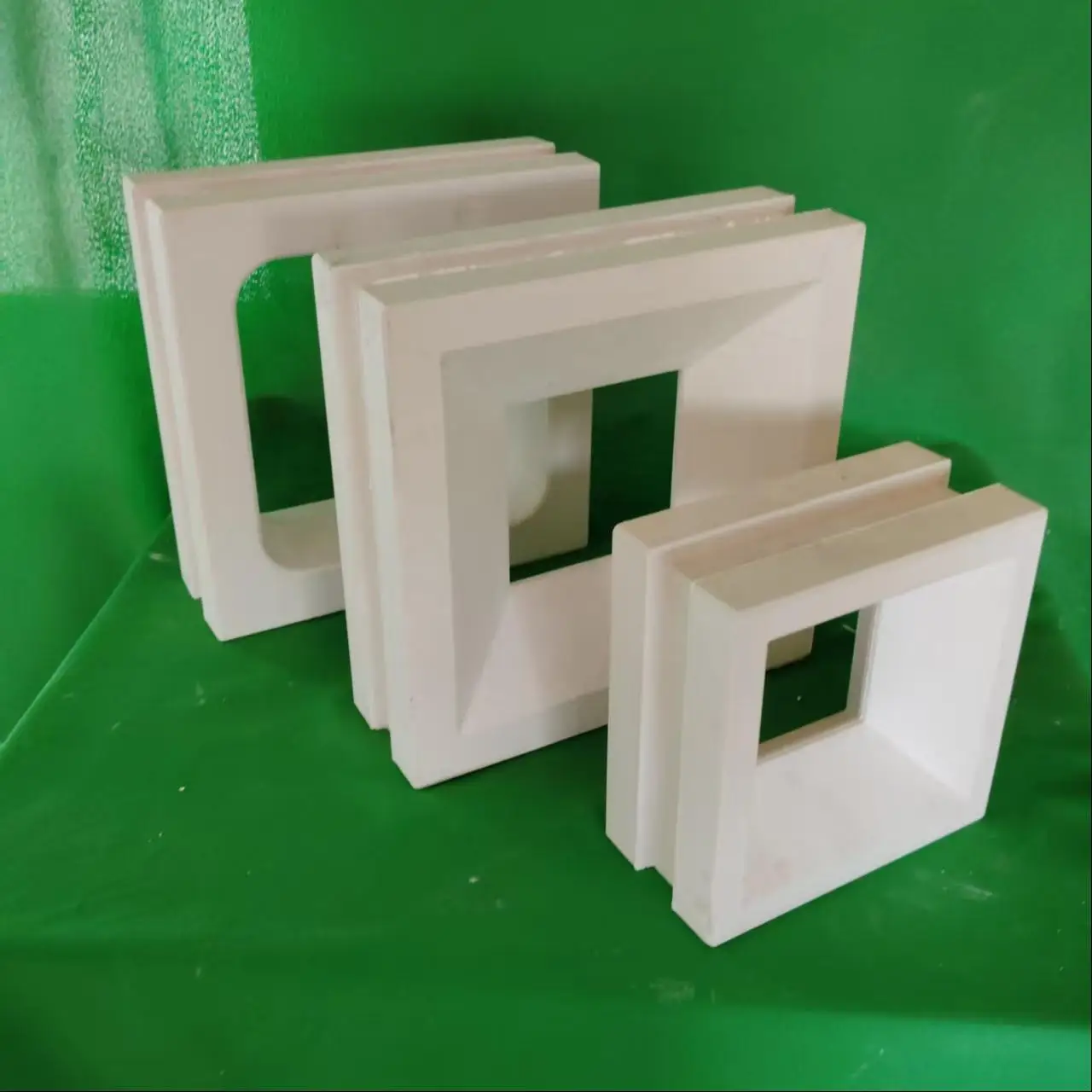 Reusable ABS Concrete Breeze Block Mold 30*30*10cm Hollow Vent Brick Mould For Garden Exterior Decor Wall Precast Cement Form