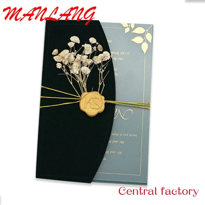 

Custom 5*7 Inches Acrylic Wedding Invitation Cards Custom Gold Writing Printed With Velvet Envelope Wax Seal Wedding Invitation