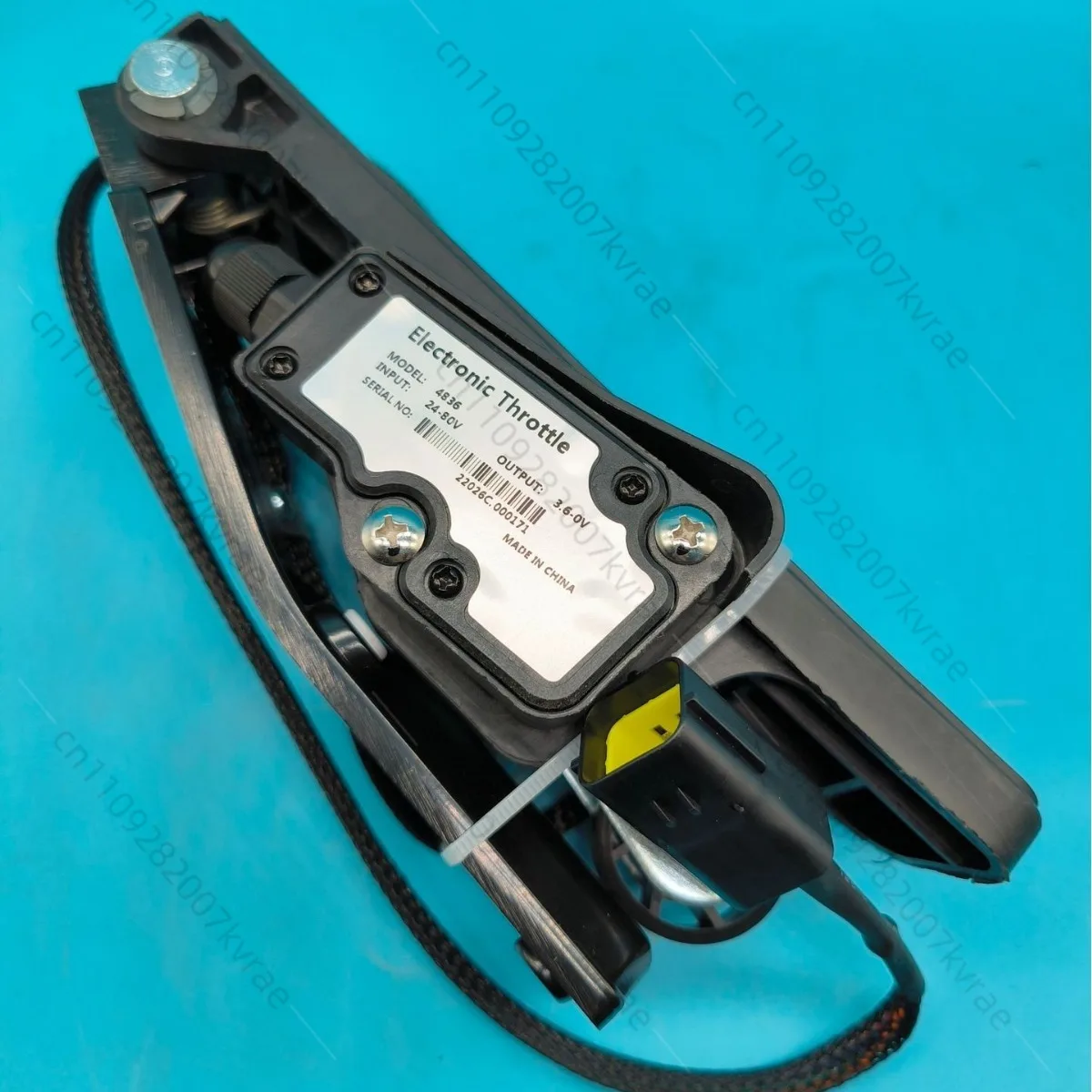 

Foot pedal accelerator 0-5V accelerator YDJS-4805 12-80V input voltage