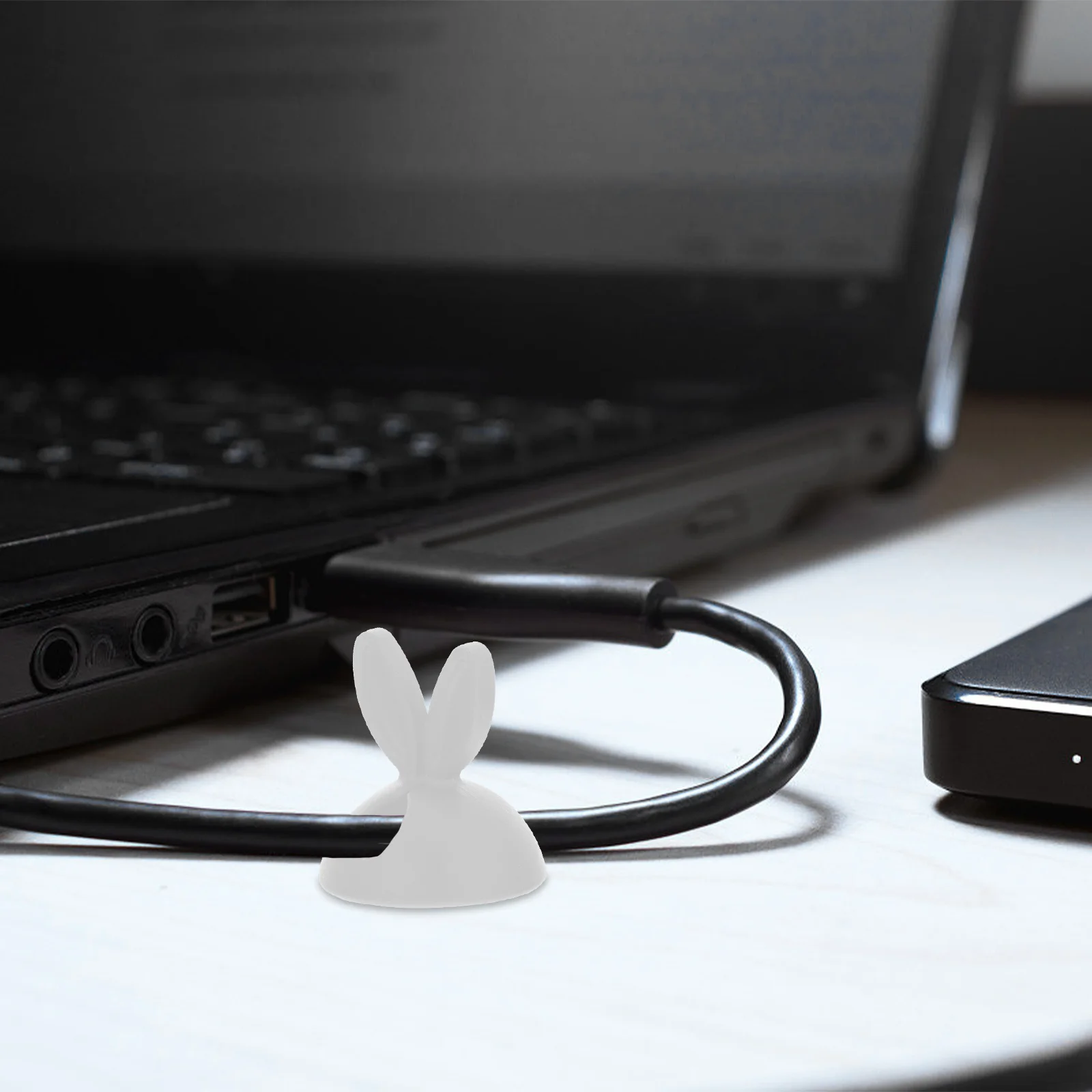 

20Pcs Single Hole Rabbit Shape Cable Organizer Durable Tpr Cord Holder Desktop Cable Clips Wire Management Organizer