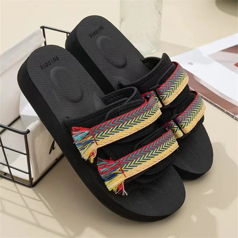 Hommes pantoufles décontractées mode intérieur extérieur plage femmes sandales blanches augmenter la hauteur bout rond antidérapant unisexe Zapatos Hombre