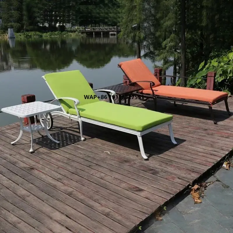 

High-quality Cast Aluminum Frame Rattan Woven Outdoor Sofa GardenChair Single Sunbathing Chair
