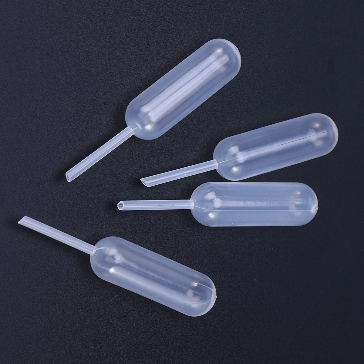 

100 pcs Disposable Plastic Droppers Transparent Baking Tools for Cupcakes Ice Cream Chocolate Kitchen Supplies Laboratory Straws